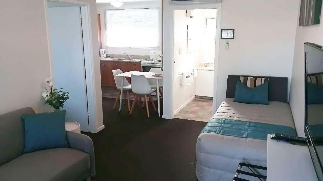 Almond Court Motel Alexandra Eksteriør billede